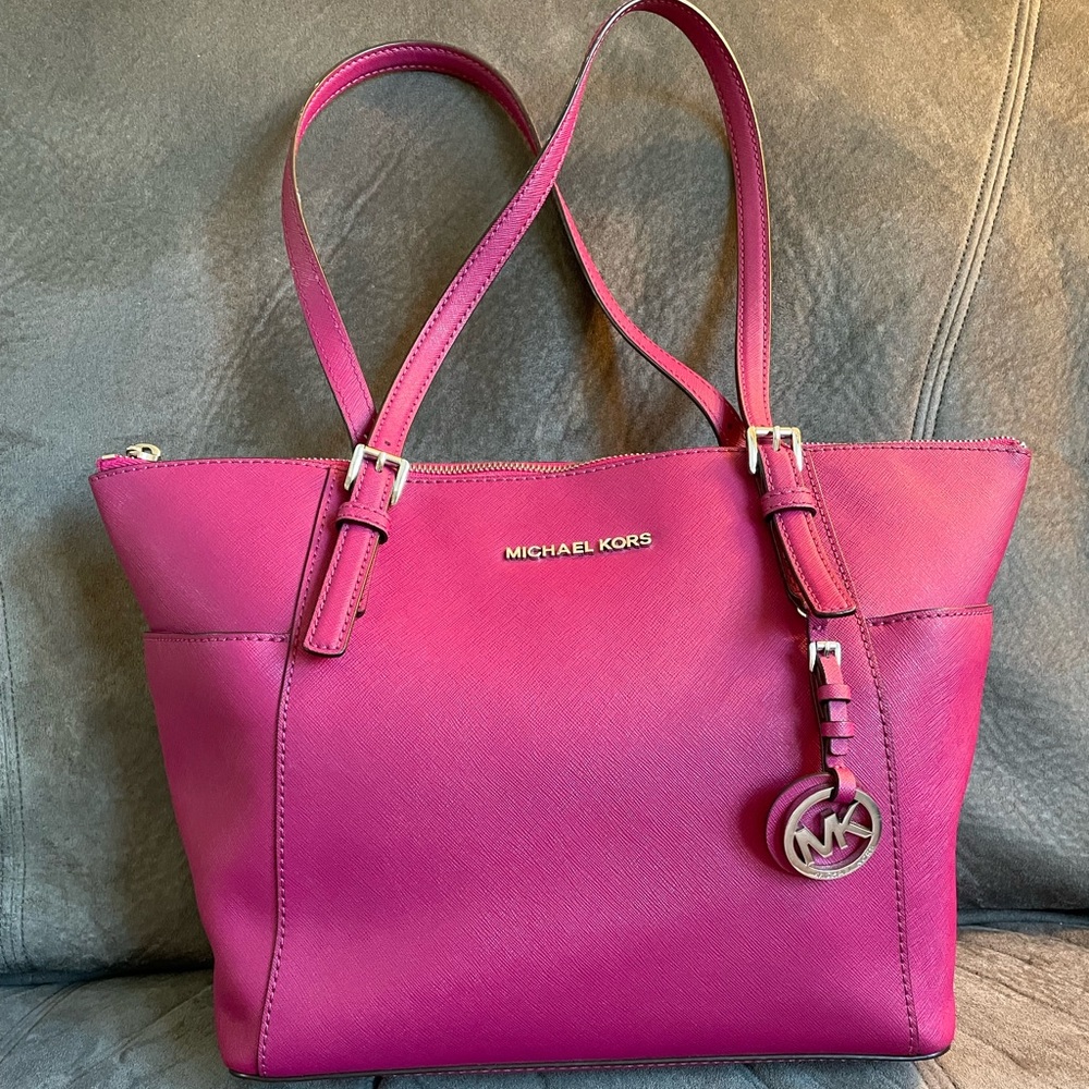 SOLD - Michael Kors Jet Set Pink Bag